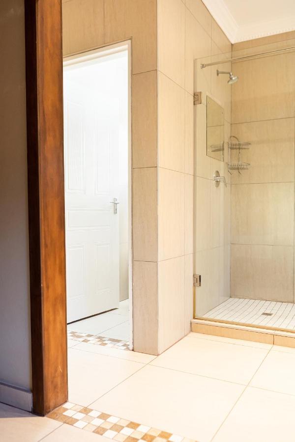 Kathu Gamagara Lodge Εξωτερικό φωτογραφία